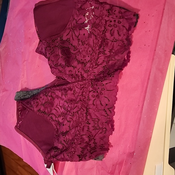 Two Jessica Simpson Bralettes - Picture 7 of 9